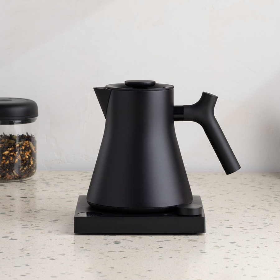 Fellow corvo EKG pro electric kettle black lifestyle