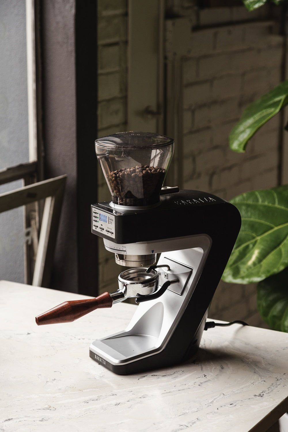 Baratza Sette 270 Lifestyle view